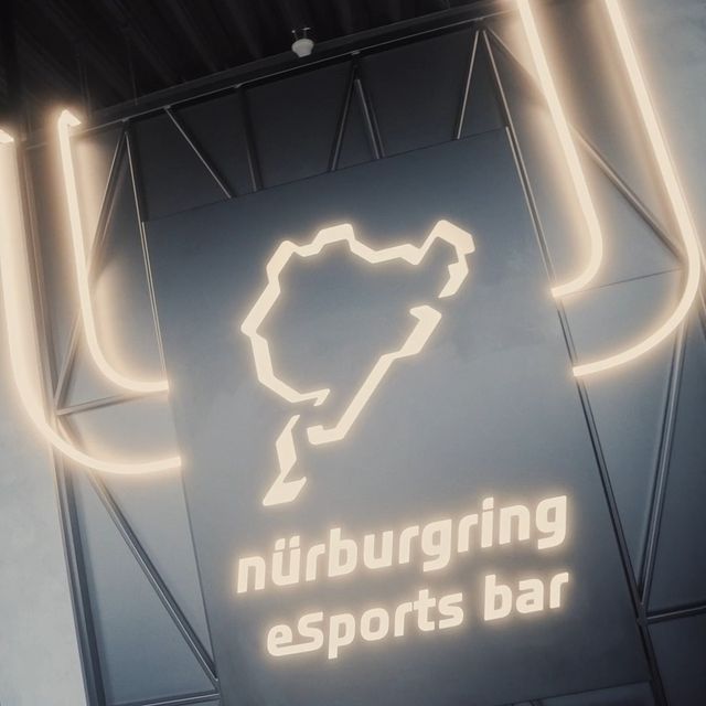 Welcome to Koblenz! 🎥✨ Ein Blick in unsere eSports Bar, wo Sim-Racing, Sports und gute Vibes aufeinandertreffen. Lust auf eine Runde? Schaut vorbei und erlebt es selbst! 🚀

#nuerburgringesports #simracing #nürburgring #koblenz #location